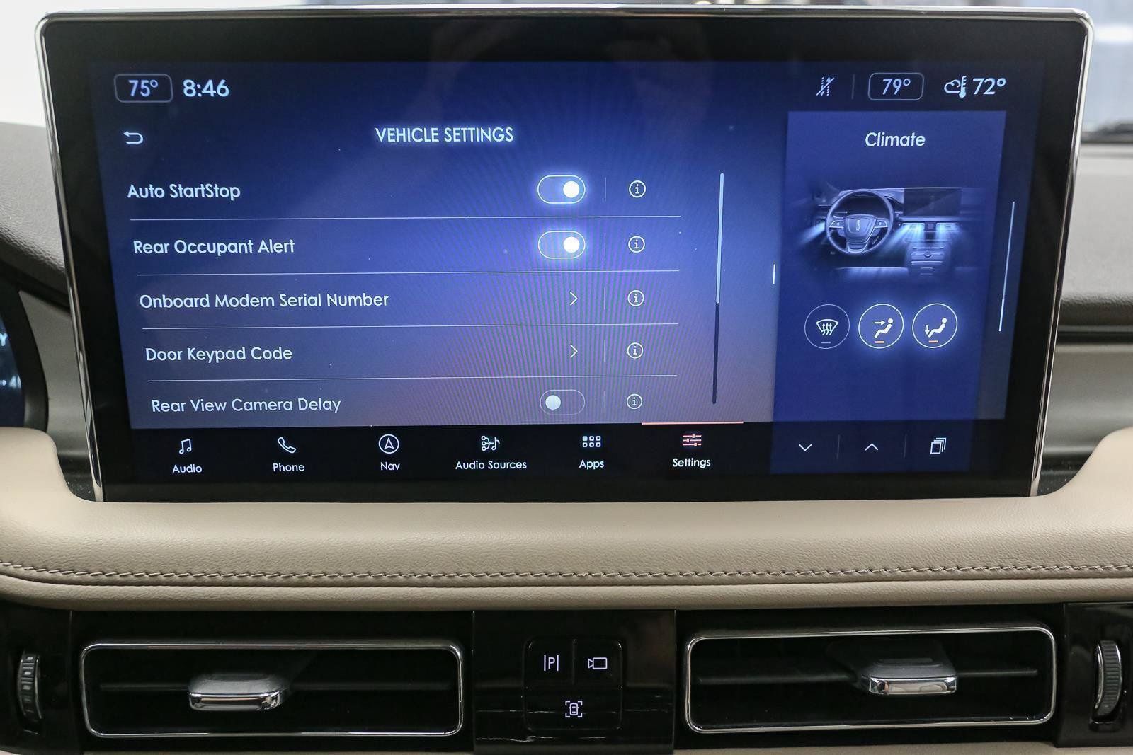 Used 2023 Lincoln Nautilus AWD w/ Premium Package image 29