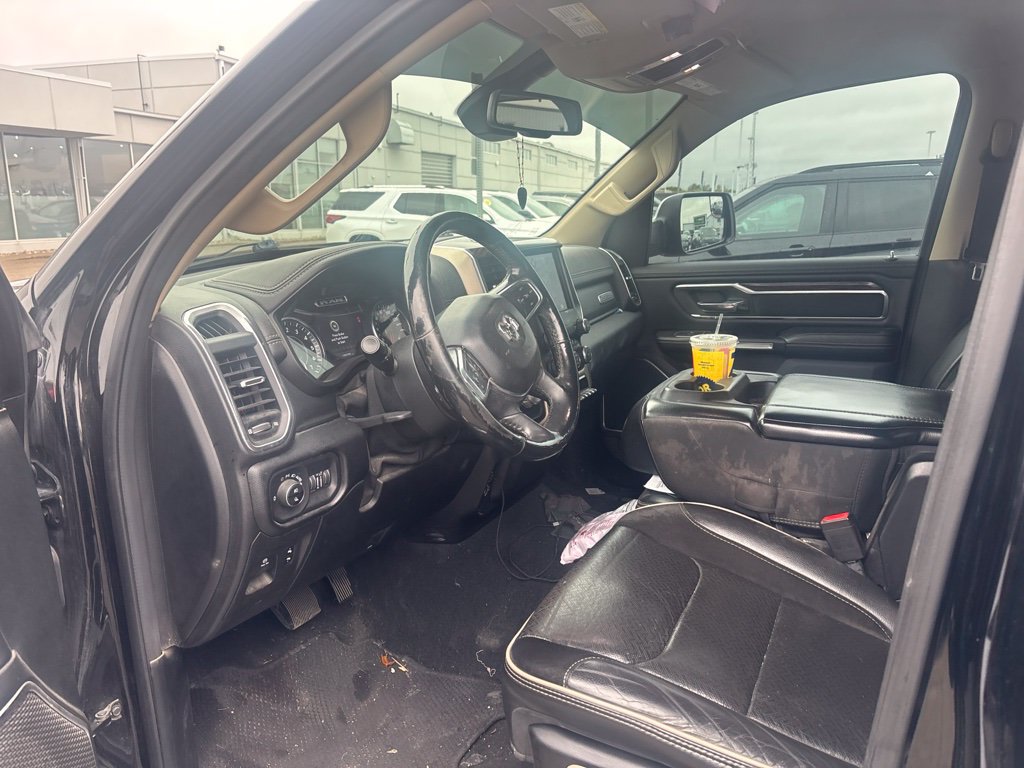 Used 2019 RAM 1500 Laramie AWD/4WD image 9