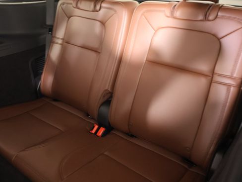 New 2026 Lincoln Aviator Reserve AWD/4WD image 14