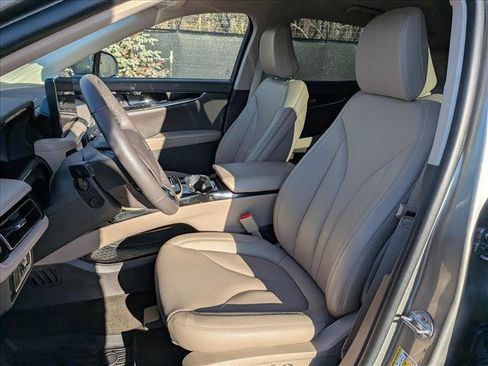 Certified 2023 Lincoln Nautilus AWD w/ Premium Package image 28