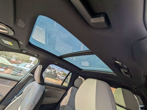 New 2026 Volvo XC90 T8 Ultra w/ Protection Package Premier image 22