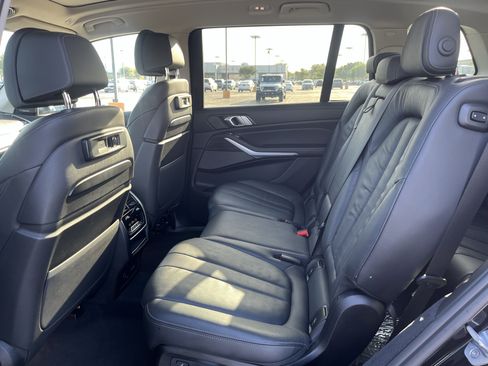Used 2020 BMW X7 xDrive40i w/ Premium Package AWD/4WD image 33