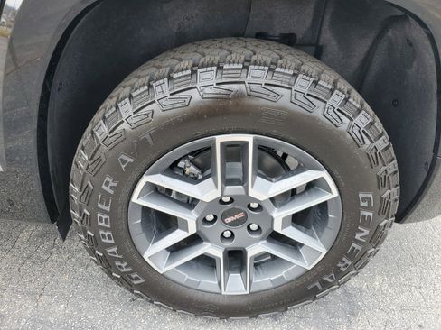 New 2026 GMC Terrain AT4 image 7