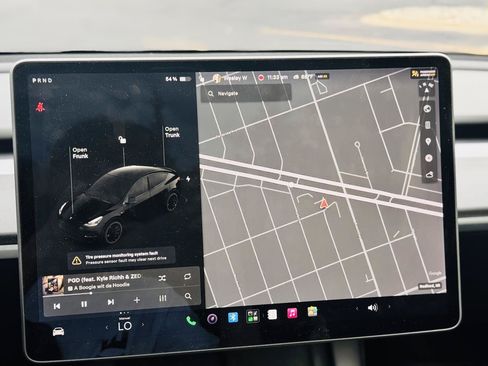 Used 2021 Tesla Model Y Performance AWD/4WD image 13