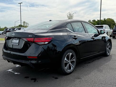 Used 2022 Nissan Sentra SV FWD image 5