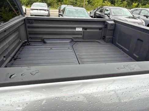 Used 2023 Honda Ridgeline Sport image 12