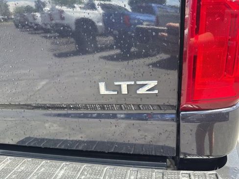 Used 2024 Chevrolet Silverado 2500 LTZ w/ LTZ Texas Edition AWD/4WD image 14