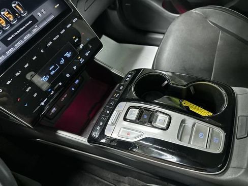 Used 2022 Hyundai Tucson Limited AWD/4WD image 14
