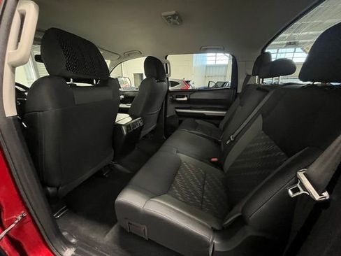 Used 2018 Toyota Tundra SR5 w/ SR5 Upgrade Package RWD image 15