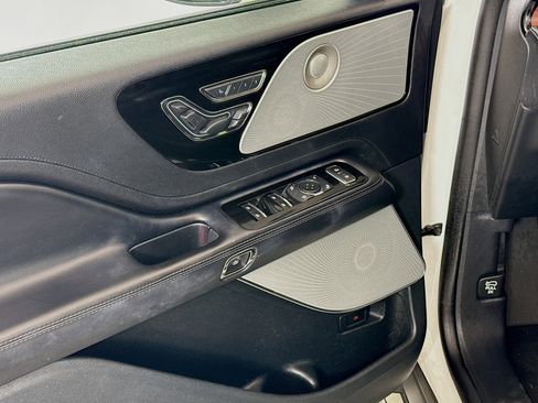 Used 2021 Lincoln Aviator Reserve w/ Equipment Group 202A image 20