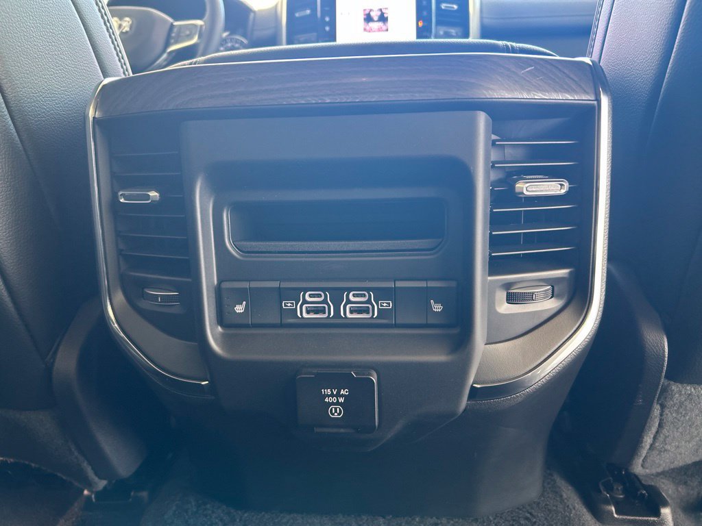 Used 2026 RAM 1500 Laramie AWD/4WD image 33