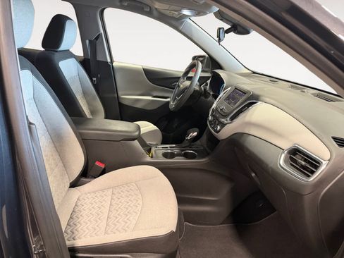 Used 2023 Chevrolet Equinox LT image 16