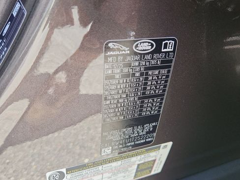 New 2026 Land Rover Discovery Limited Edition AWD/4WD image 20