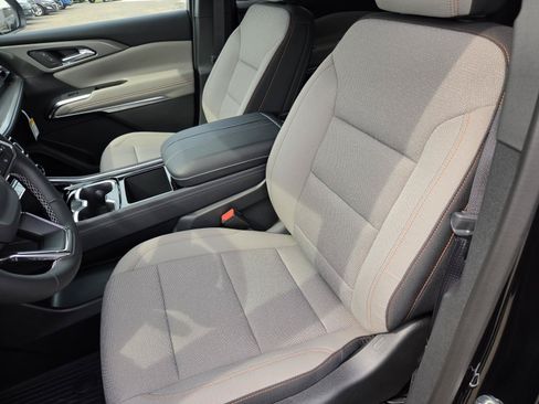 New 2026 Chevrolet Traverse LT w/ Midnight/Sport Edition FWD image 15