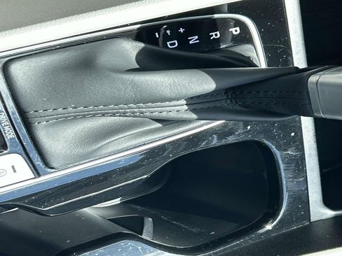 Certified 2025 Hyundai Tucson SEL FWD image 37