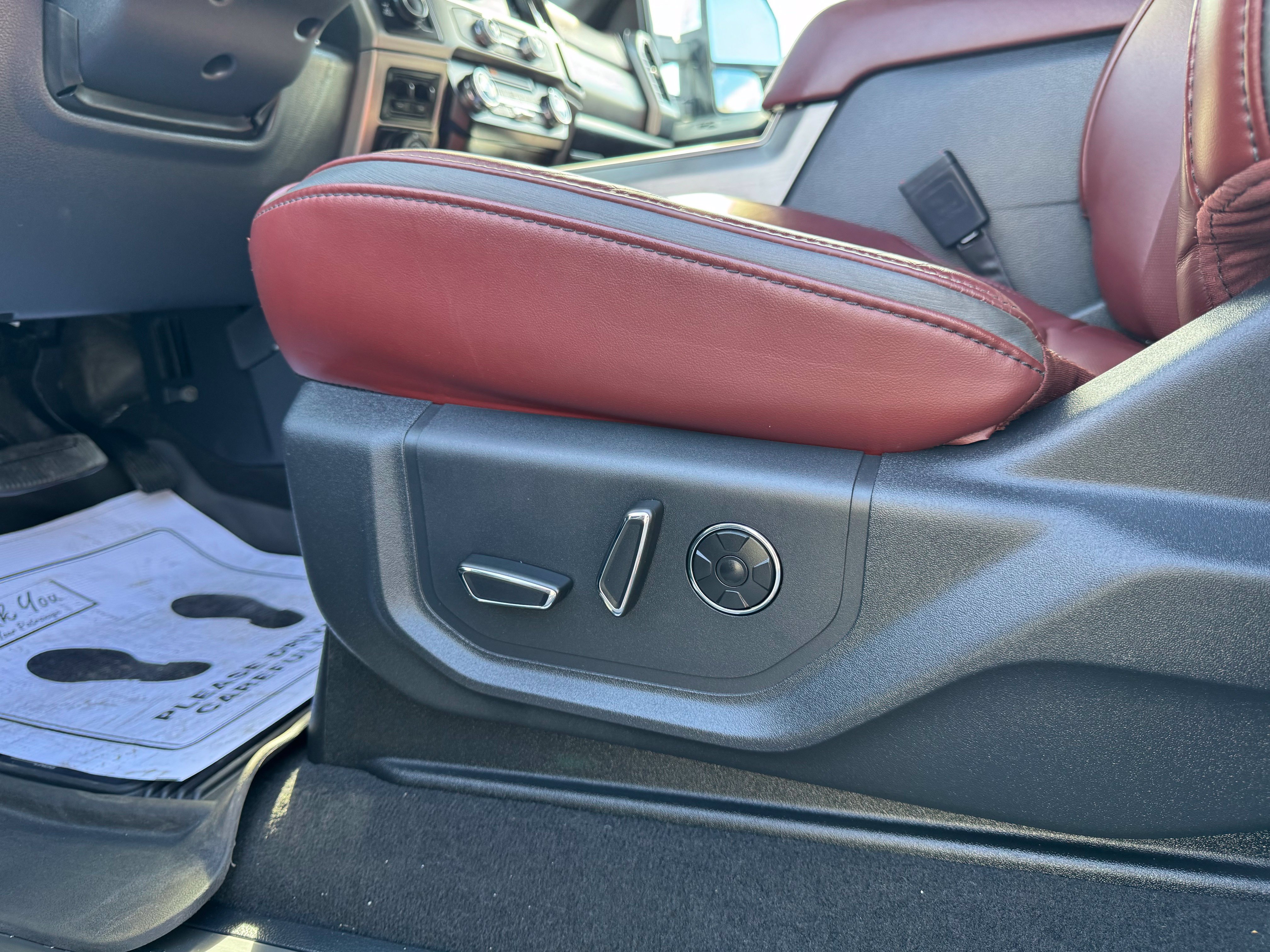 Used 2022 Ford F350 Platinum AWD/4WD image 56
