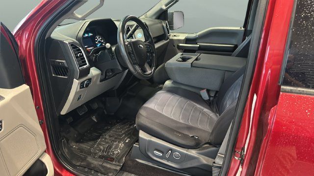 Used 2016 Ford F150 XLT w/ Equipment Group 302A Luxury AWD/4WD image 7