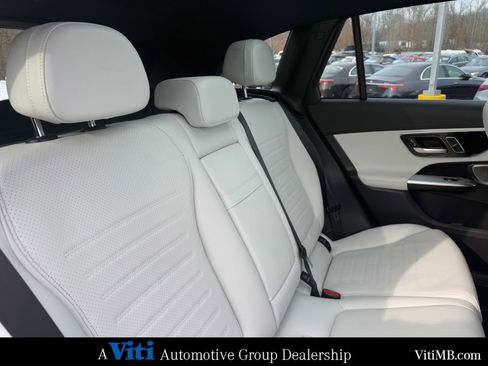 Certified 2024 Mercedes-Benz GLC 300 4MATIC image 28