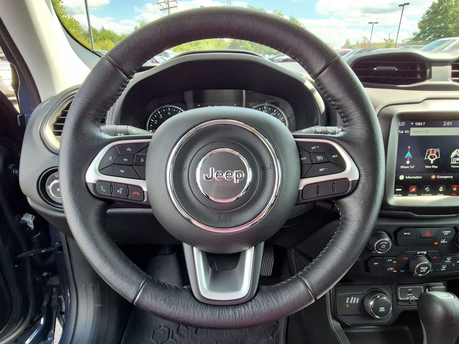 Used 2023 Jeep Renegade Latitude w/ Premium Group AWD/4WD image 23