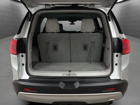 Used 2018 GMC Acadia SLE FWD image 18