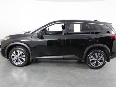 Certified 2021 Nissan Rogue SV FWD image 15