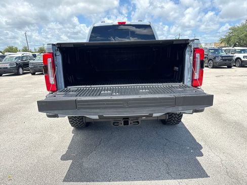 Used 2025 Ford F250 Platinum AWD/4WD image 32