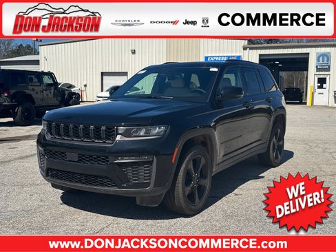New 2026 Jeep Grand Cherokee Limited w/ Limited Altitude Package AWD/4WD image 1