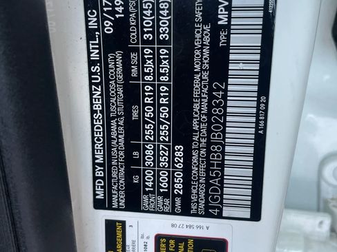 Used 2018 Mercedes-Benz GLE 350 4MATIC image 35