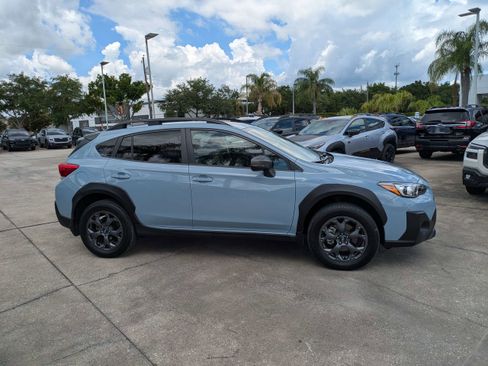 Used 2023 Subaru Crosstrek 2.5i Sport AWD/4WD image 3
