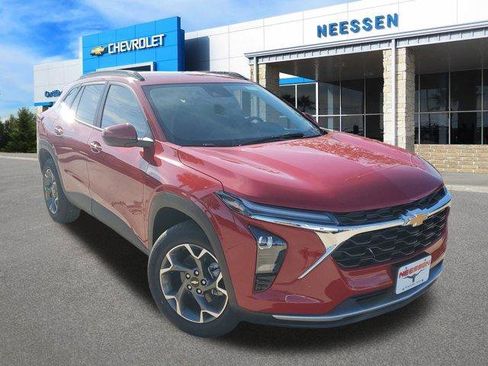 New 2026 Chevrolet Trax LT w/ Driver Confidence Package image 1