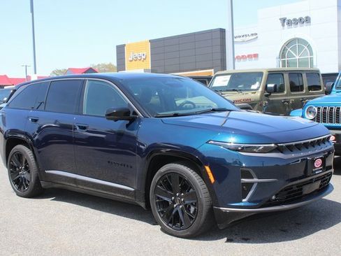 Used 2024 Jeep Wagoneer Launch Edition image 1