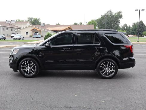 Used 2017 Ford Explorer Sport AWD/4WD image 9