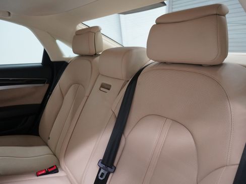 Used 2014 Audi A8 3.0T image 12