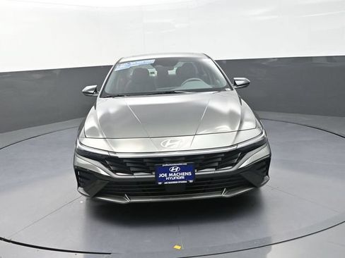 New 2026 Hyundai Elantra SEL Sport Premium FWD image 3