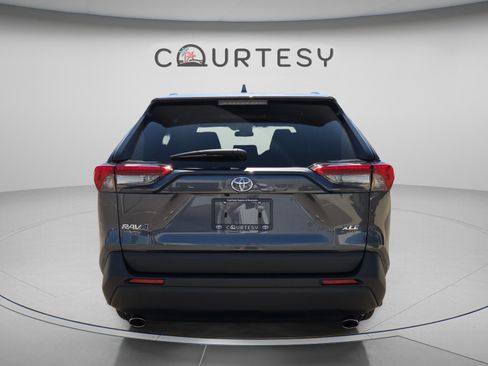 Certified 2024 Toyota RAV4 XLE Premium image 4