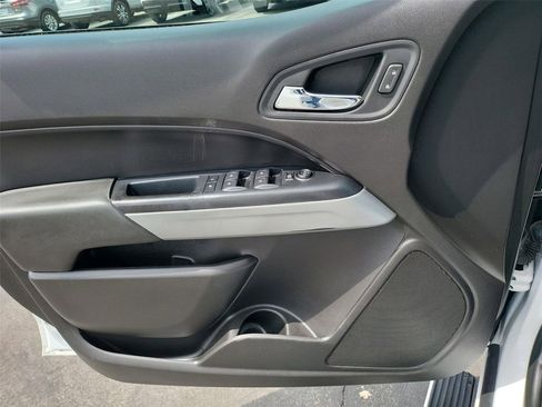 Used 2017 Chevrolet Colorado LT image 13