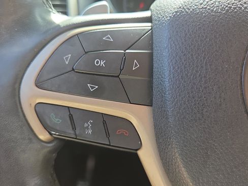 Used 2014 Jeep Grand Cherokee Limited image 31