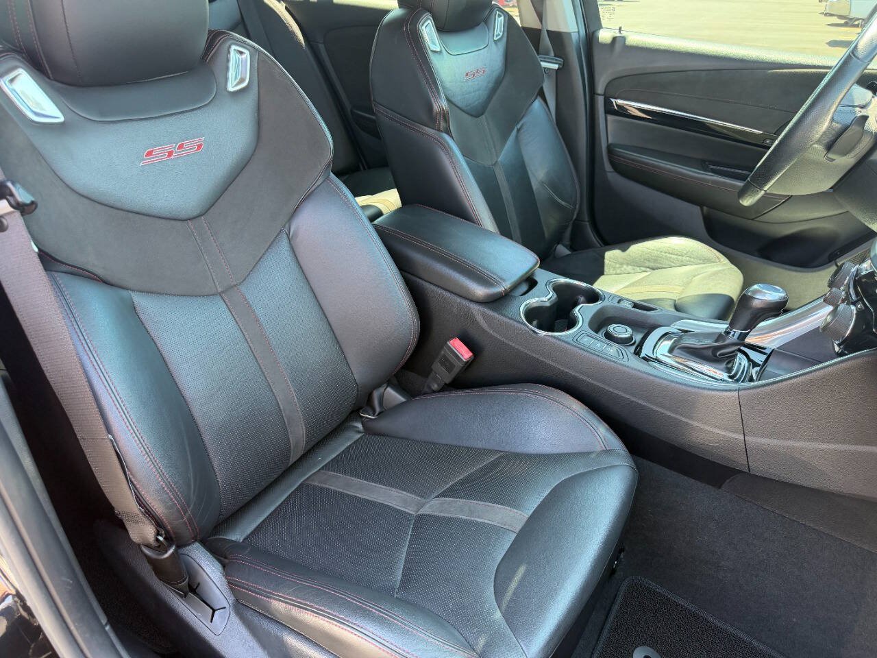 Used 2015 Chevrolet SS RWD image 14