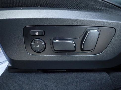 Used 2025 BMW X3 xDrive30i AWD/4WD image 13