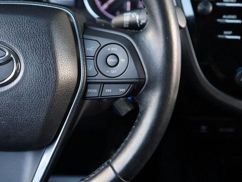 Used 2019 Toyota Camry SE image 28