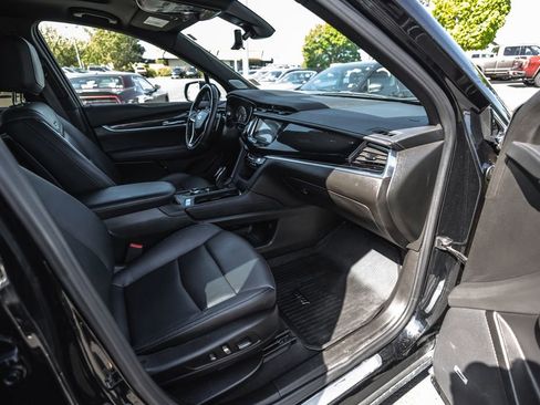 Used 2024 Cadillac XT6 Sport w/ LPO, Red Accent Package AWD/4WD image 25