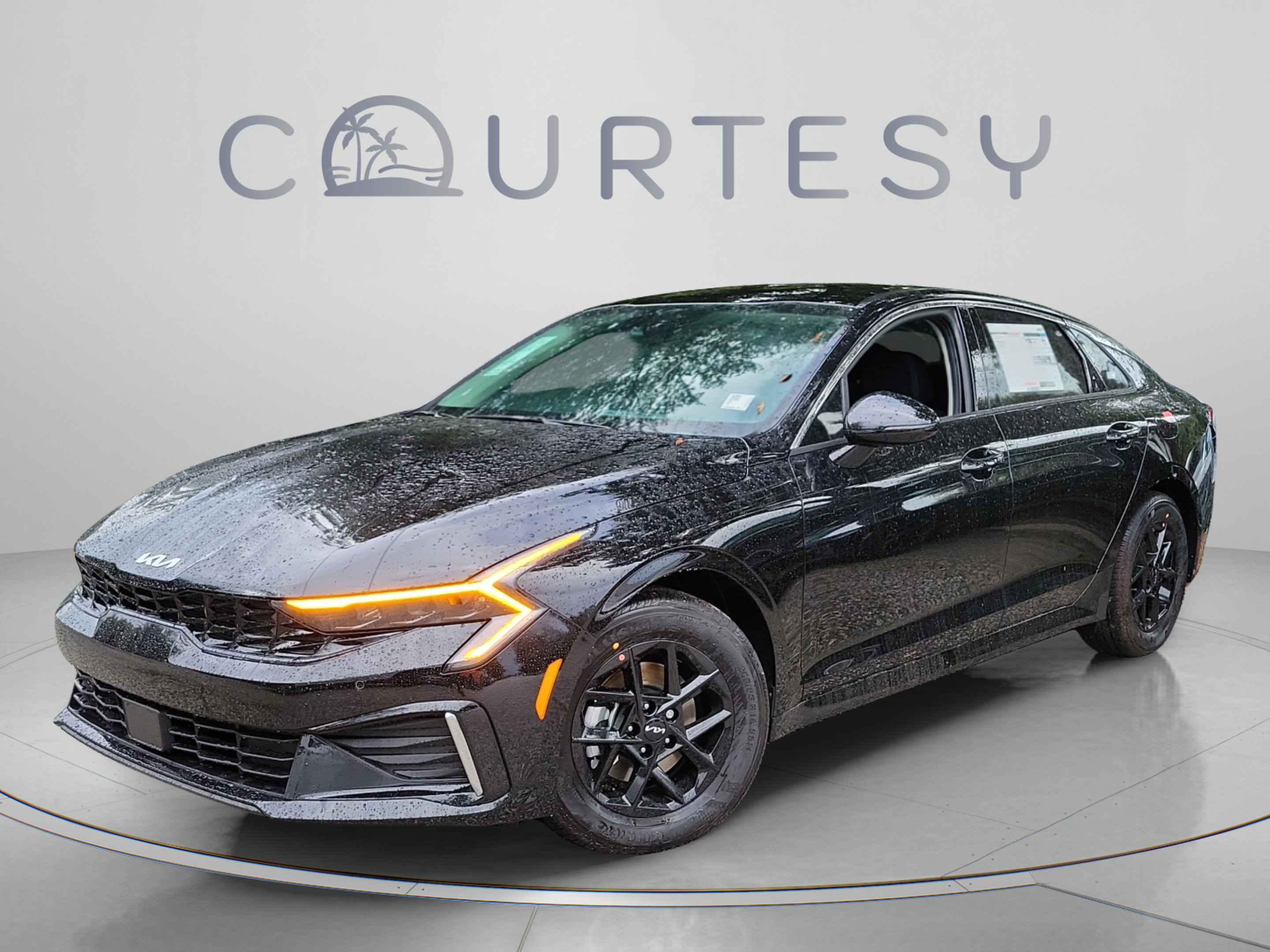 New 2027 Kia K5 LXS FWD image 1