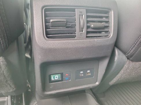 Used 2023 Nissan Rogue SL w/ SL Premium Package AWD/4WD image 17