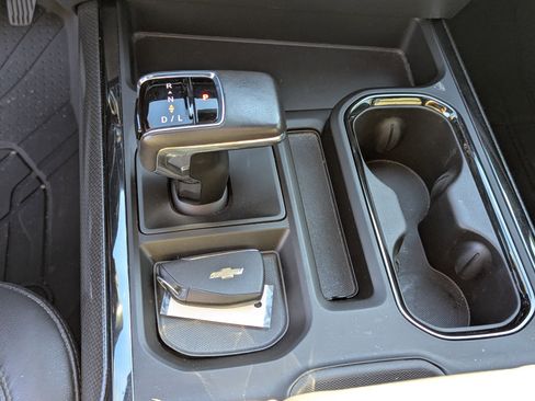 Used 2022 Chevrolet Silverado 1500 ZR2 w/ Technology Package image 25