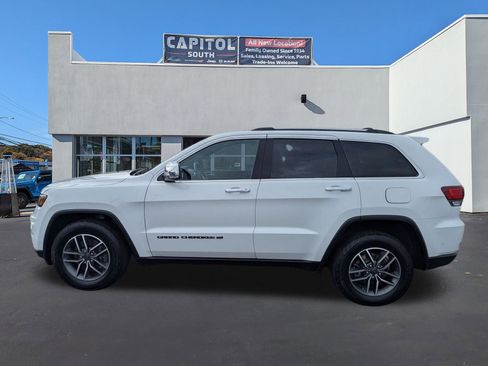 Certified 2022 Jeep Grand Cherokee Limited w/ Tech Group image 6
