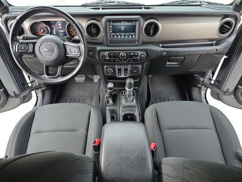 Used 2020 Jeep Wrangler Sport AWD/4WD image 9