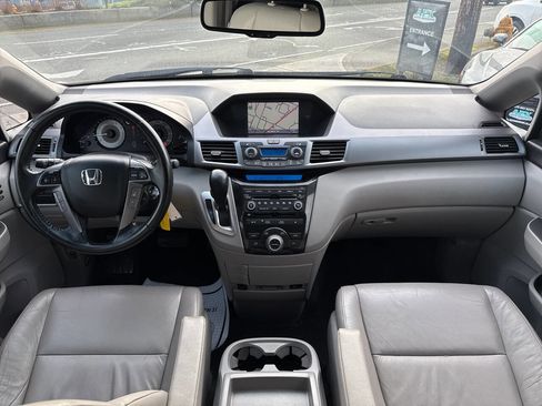 Used 2012 Honda Odyssey Touring Elite image 23