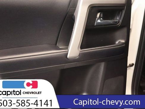 Used 2019 Toyota 4Runner SR5 AWD/4WD image 26