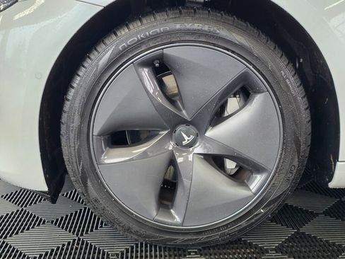 Used 2020 Tesla Model 3 Long Range image 10