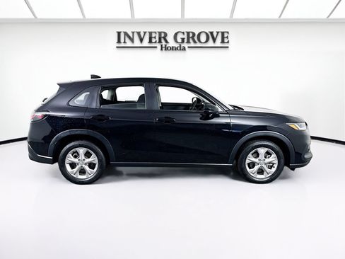 Certified 2023 Honda HR-V LX image 4